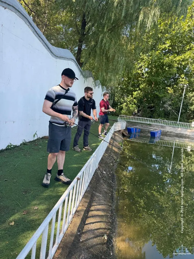 Lure fishing in Beijing - photo 2