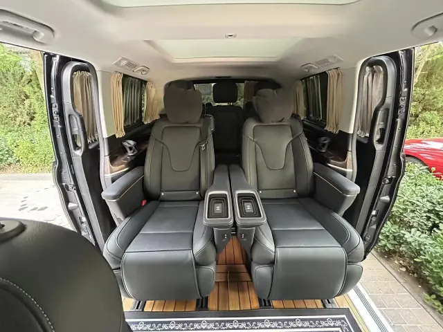 Mercedes-Benz V class
