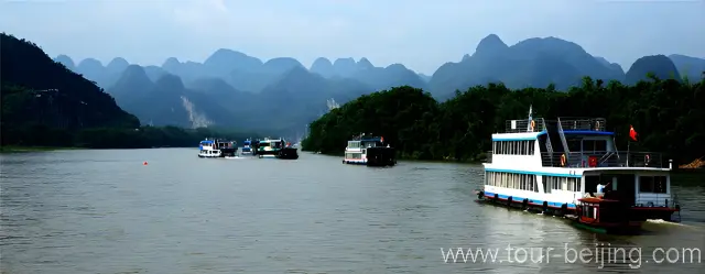 Cruise On Li River
