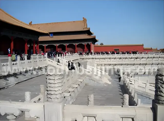 Beijing Xian Chengdu Shanghai 11 Days Tour