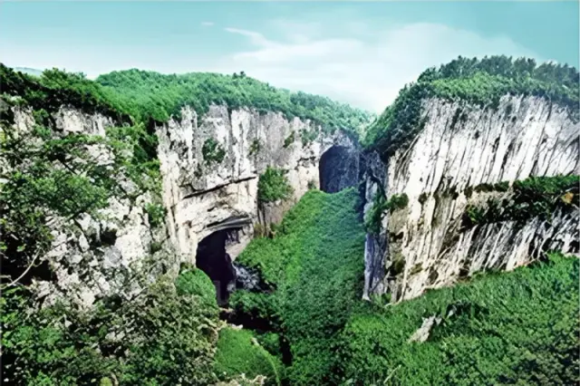 Chongqing Wulong Karst Day Tour