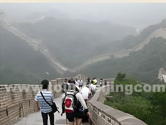 Hong Kong Guilin Yangtze River Xian Beijing 12 Day Tour