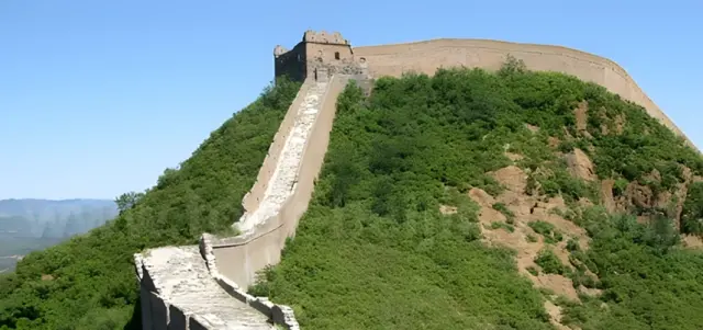 Jinshanling Great Wall, Chengde ( 2 Day Tour )