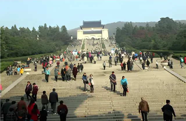 Nanjing 2 Day Highlight Tour