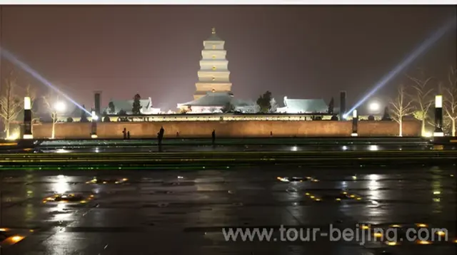 Beautifully lit Big Goose Pagoda