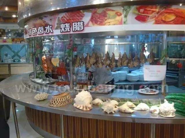 Beijing Duck Dinner and Acrobatic Show - Beijing Evening Tour