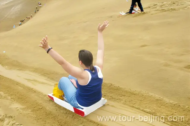 Sand Slide at Resonant Sand Gorge for one time