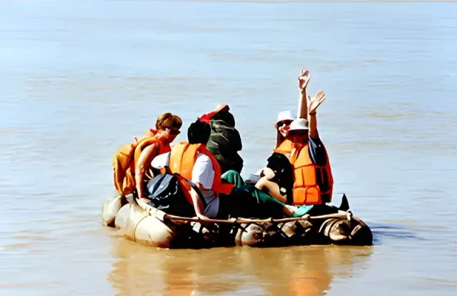 Rafting down the Yellow River