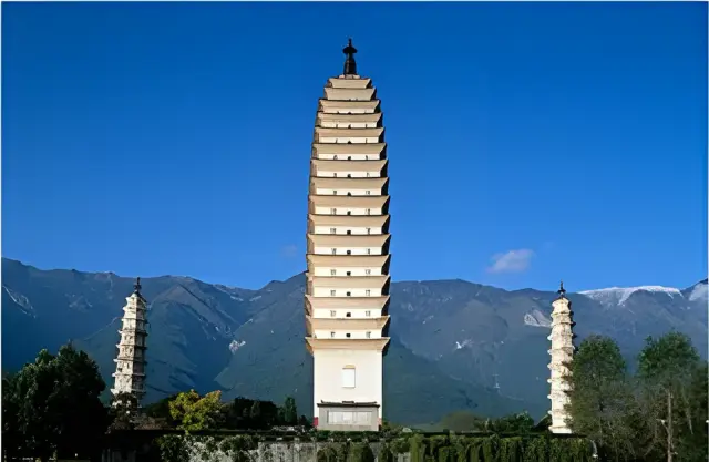 the Three Pagoda