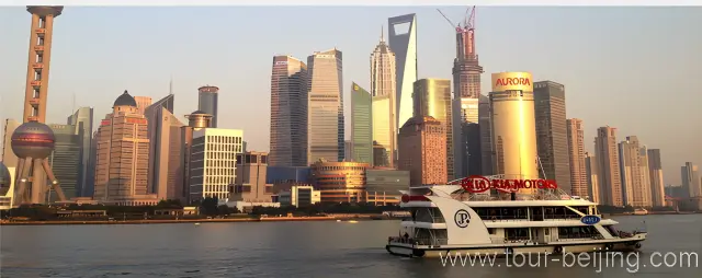 Cruising on Huangpu River