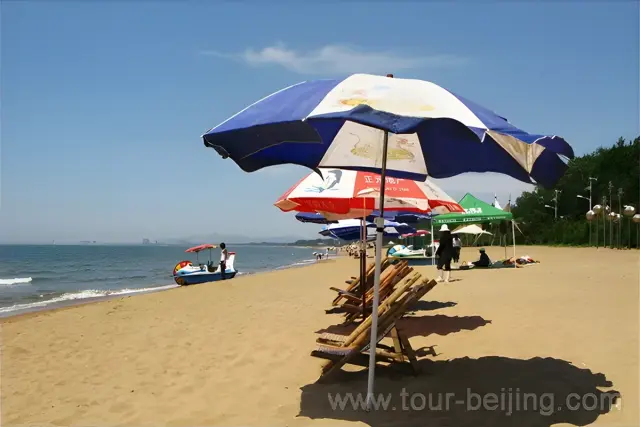 Leisure at Beidaihe Beach