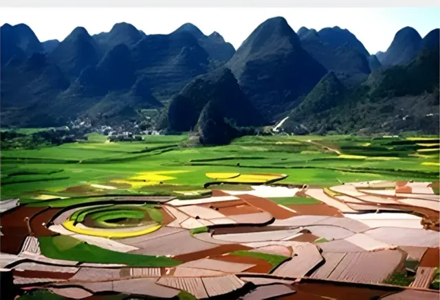 9 Day Tour of Passing Guizhou Plateau