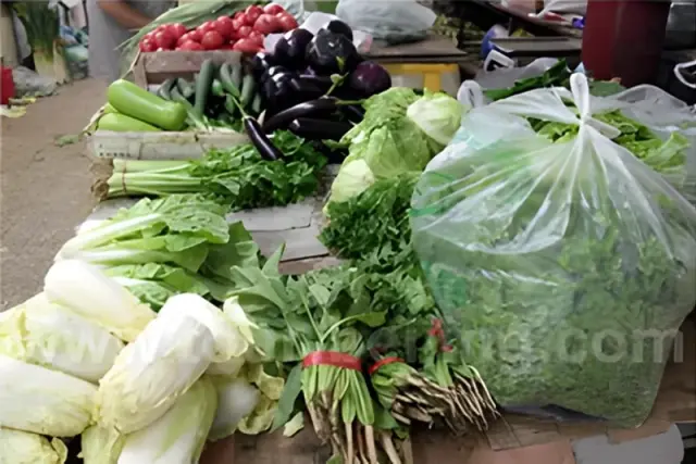 Morning Market & Breakfast Tour