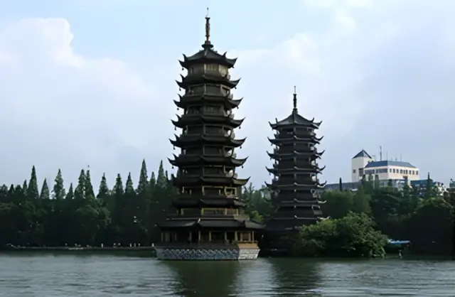 The Sun Tower and the Moon Tower