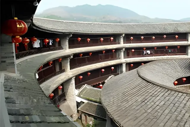 Xiamen Yongding Tulou Day Tour