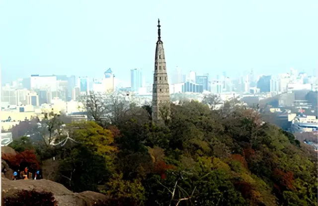 Baoshu Hill