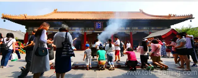 Lama Temple