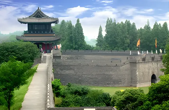 Yichang Jingzhou Wuhan Tour