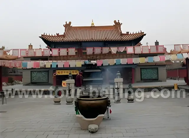 Hohhot City + Xilamuren Grassland 4 Day Winter Tour from Beijing