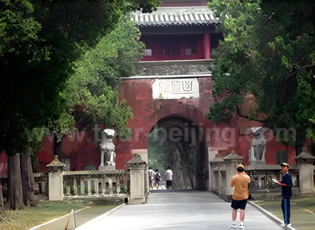 Beijing Qufu Taishan 3 Day Train Tour
