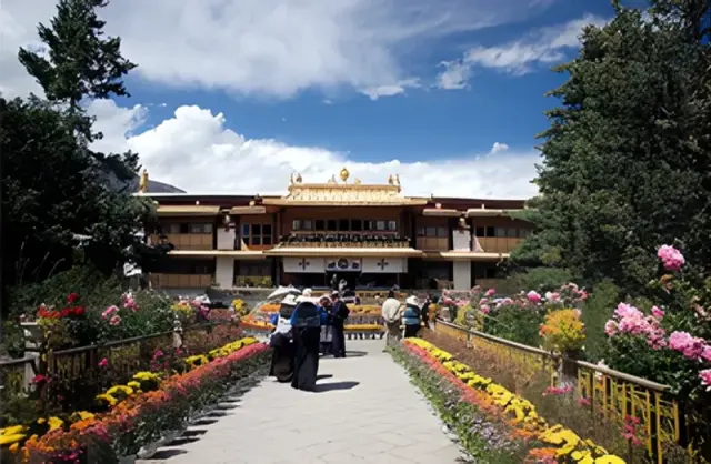 Norbulingka