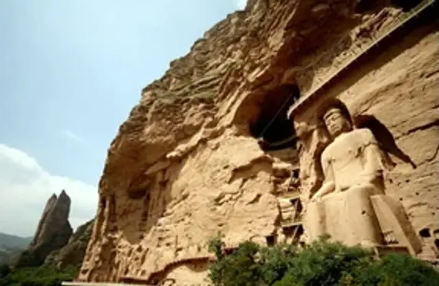Bingling Grottoes