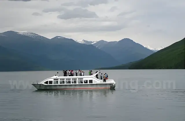 Kanas Lake