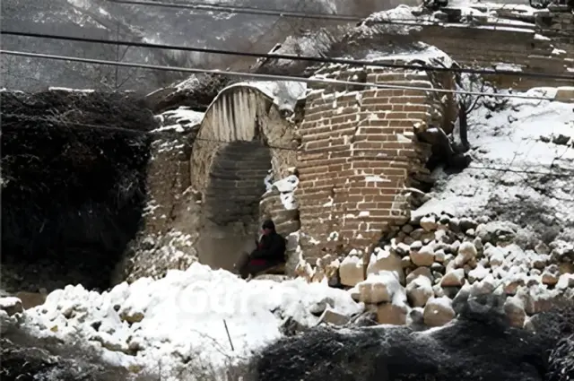 Visit Changyucheng Village and Trudge up to the Wall