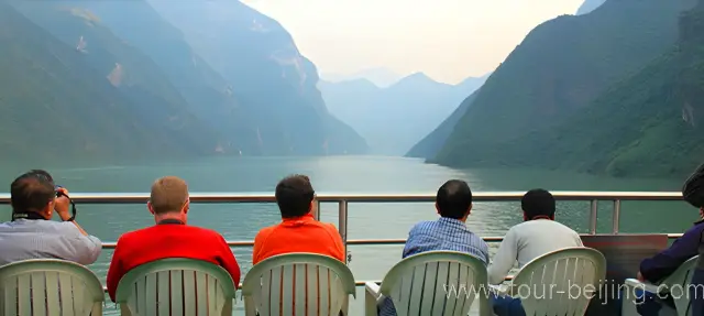 Passing Through Wu Gorge