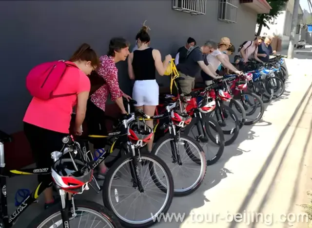 Start your bike tour from Nanluoguxiang