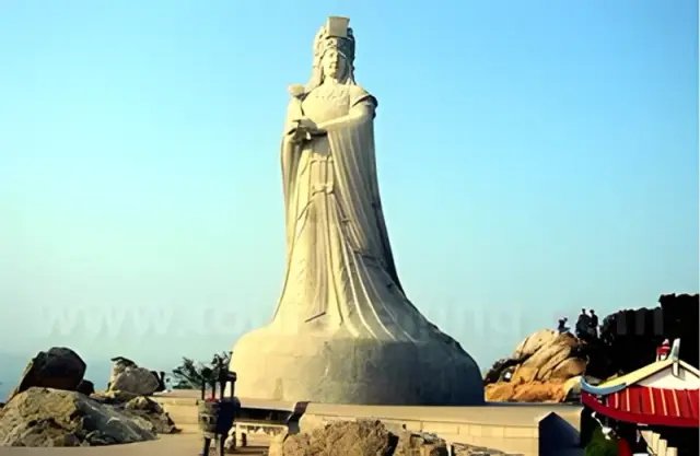 Xiamen Quanzhou Putian Meizhou Island Fuzhou Wuyishan 8 Day Tour