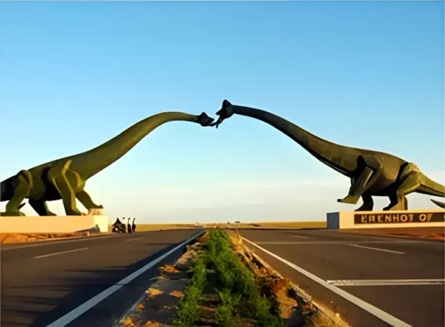 the Dinosaur Museum