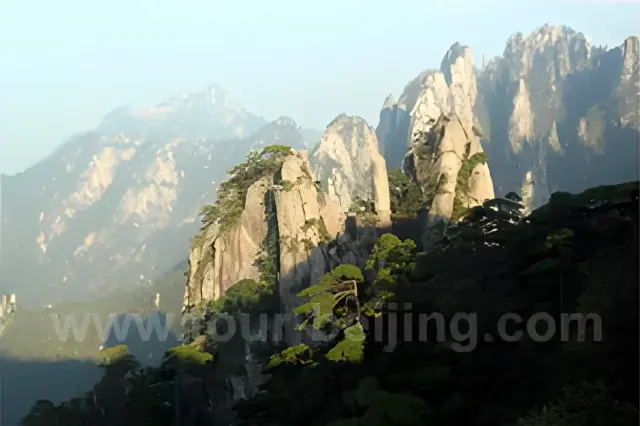 Beijing Huangshan Hongcun Shanghai 9 Days Tour