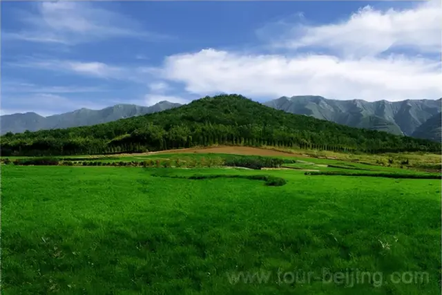 The unopened Qin Shi Huang's tomb