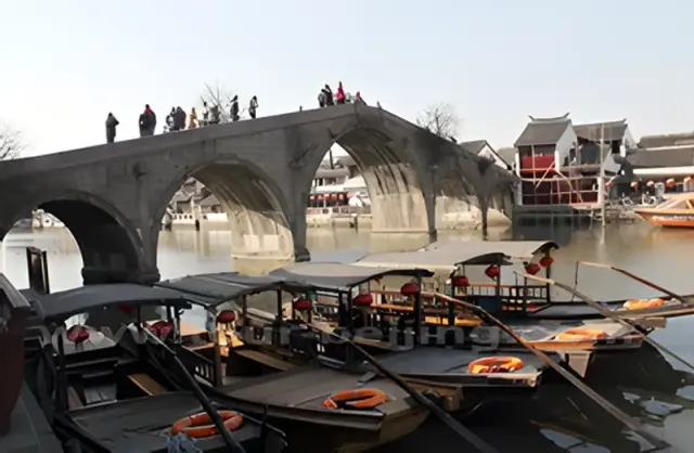Beijing Chengdu Lhasa Shanghai 12 Day Tour