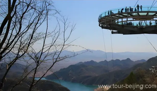 Glass Sightseeing Platform