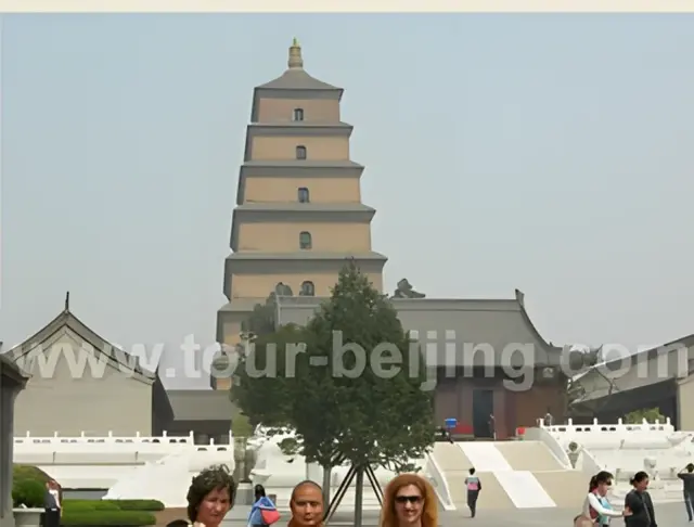 Hong Kong Guilin Yangtze River Xian Beijing 12 Day Tour