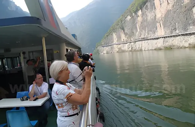 Cruising on the Three Gorges