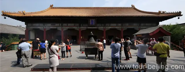 Lama Temple