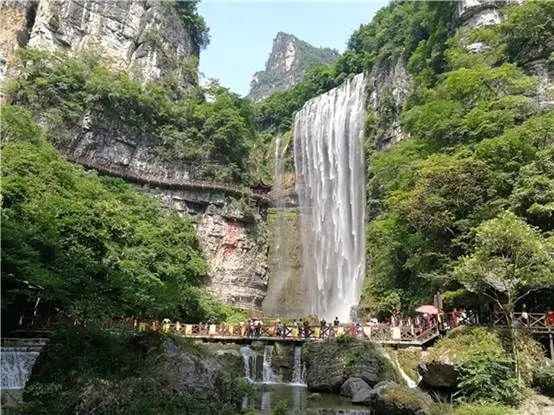 Top 10 Most Beautiful Waterfalls in China