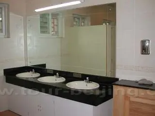 2 star toilets A