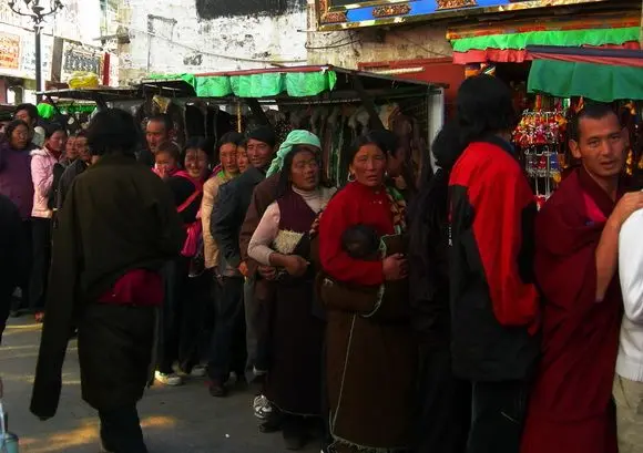 The Pilgrim Kora in Lhasa, Lhasa Pilgrim circuits