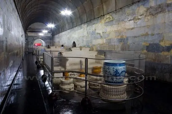 A chamber where the Wanli Emperor still has his throne in afterlife.