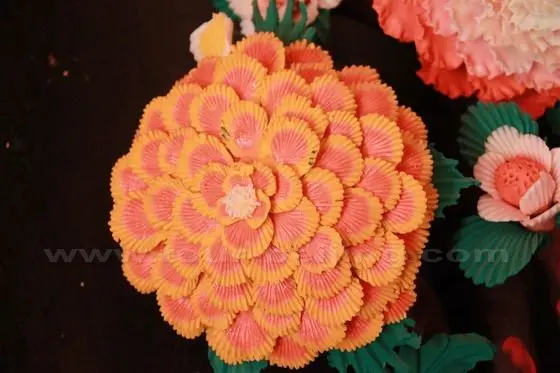 A close look at a yak butter flower sculpture