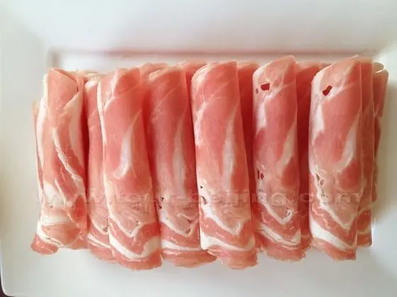 A plate of lamb rolls