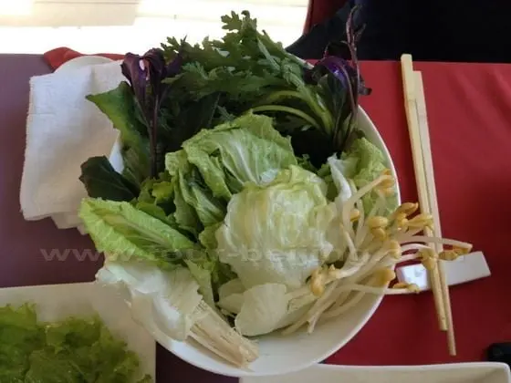 A plate of vegetables