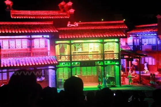 A scene from Impression Dahongpao telling the tea culture and tea life.