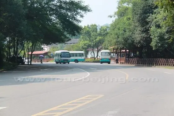 A shuttle bus terminal at Wuyi Palace