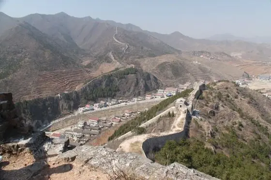 Baiyangyu Valley divides the Wall into two section - West and East with the Baiyangyu Village in between.