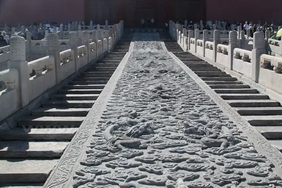 Behind the Hall of Preserving Harmony is the ramp - the largest stone carving.